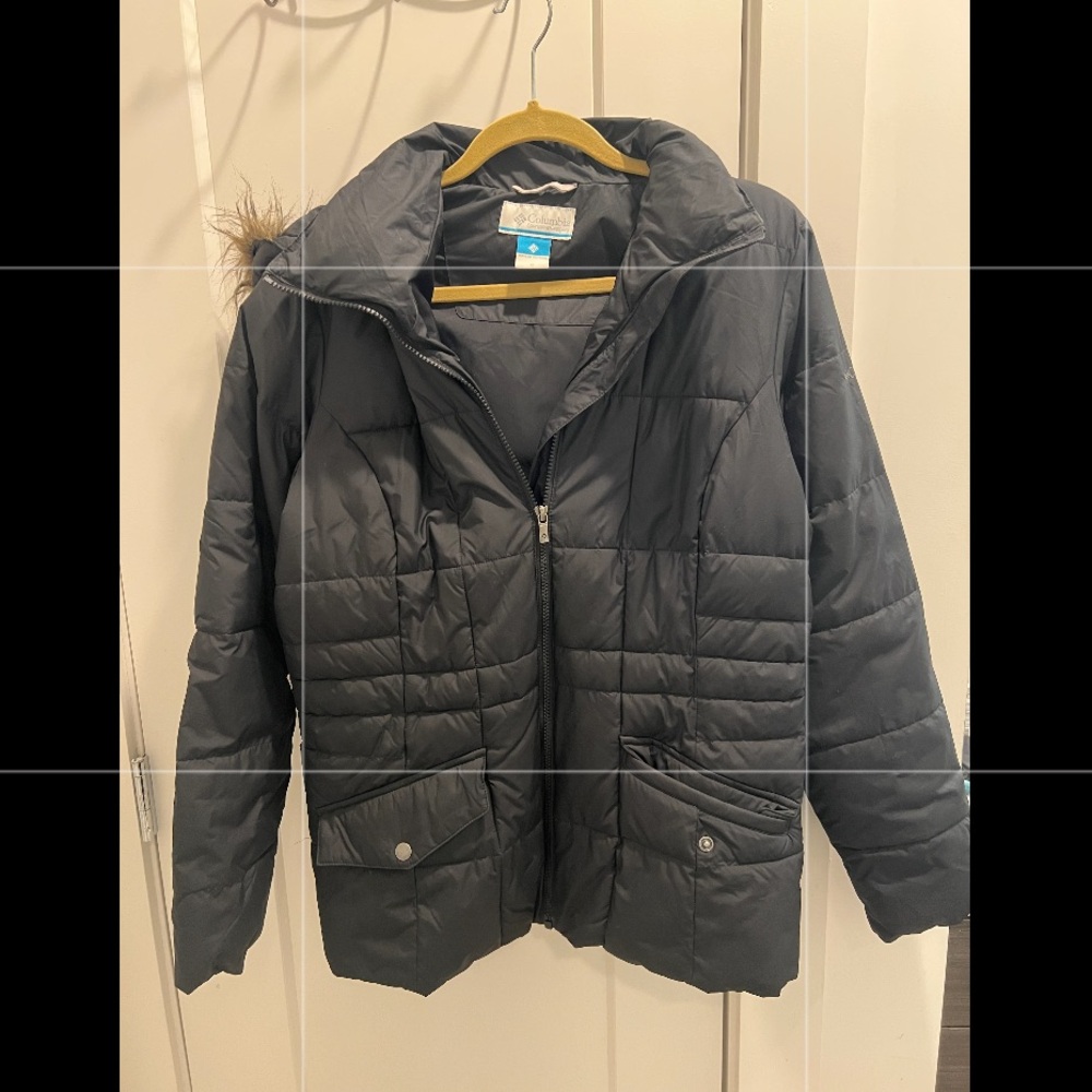 Columbia black zip up short winter coat
